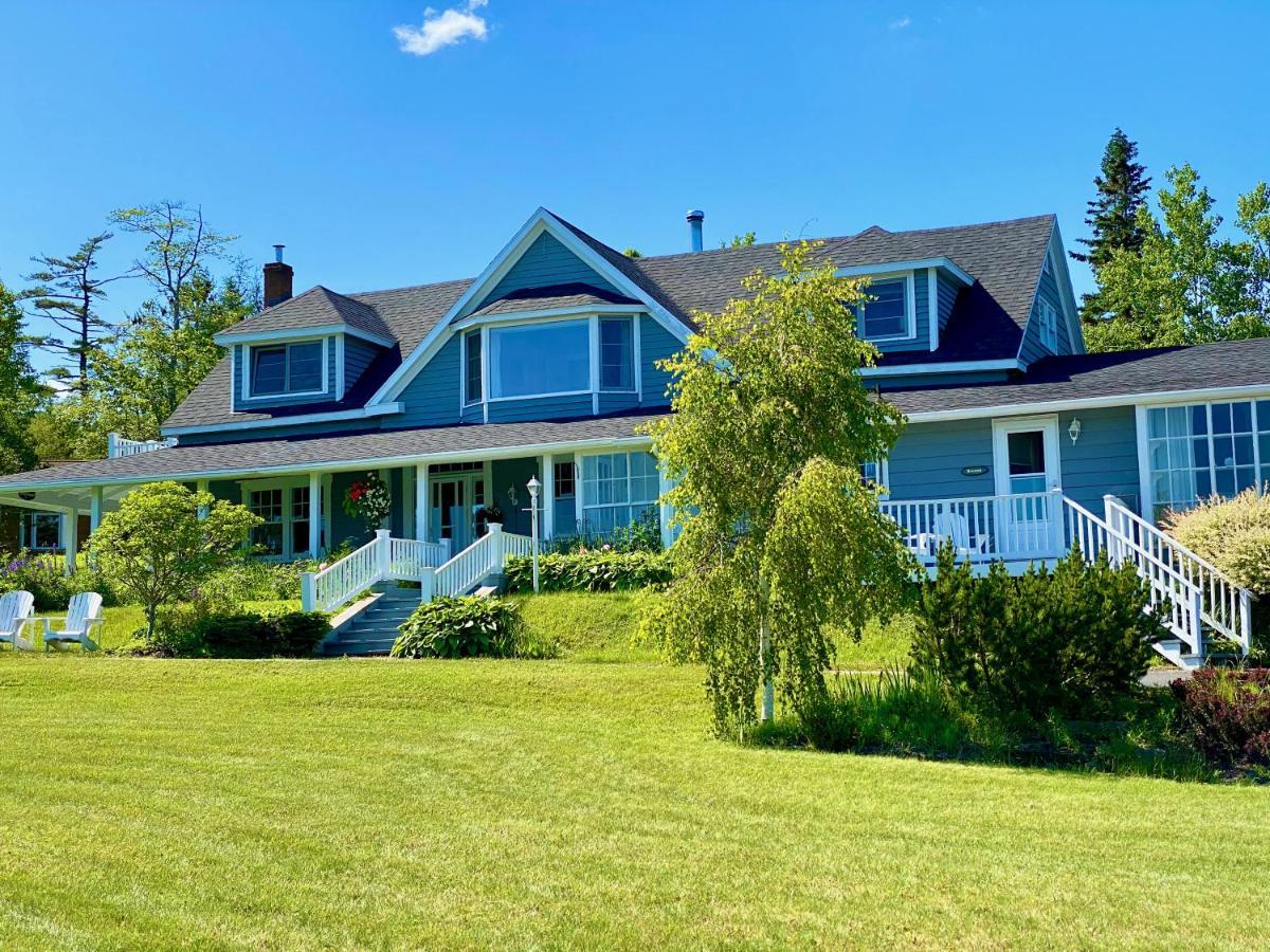 Broadwater Inn & Cottages Baddeck Ngoại thất bức ảnh