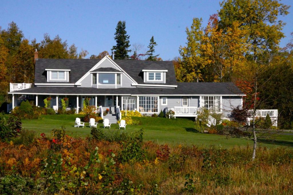 Broadwater Inn & Cottages Baddeck Ngoại thất bức ảnh